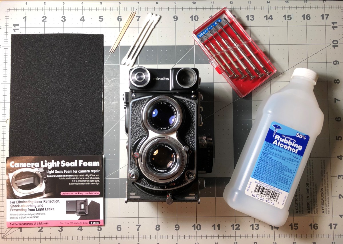 replace light seal and clean up Minolta Autocord&nbsp;CdS